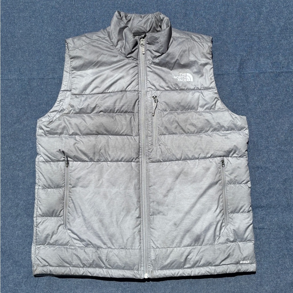 The Northface men’s Grey Puffer Vest